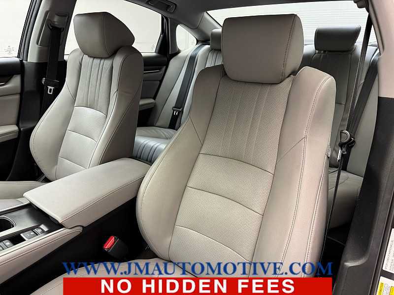 Used 2018 Honda Accord Touring image 14
