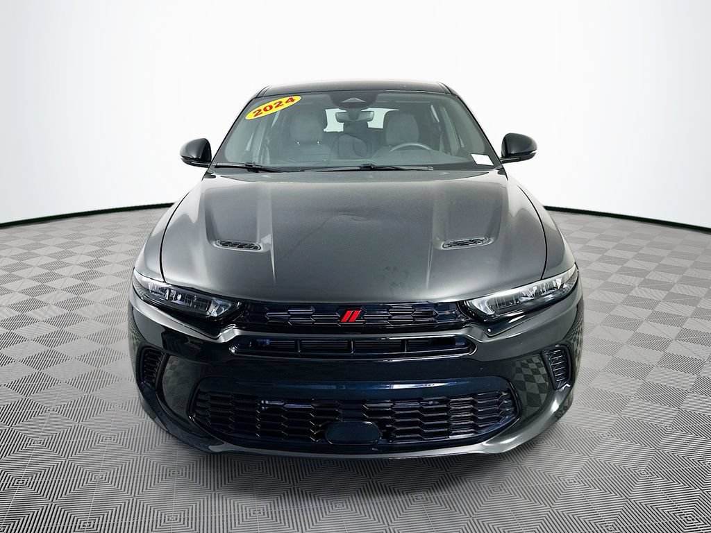 Certified 2024 Dodge Hornet GT w/ Cold Weather Group AWD/4WD image 4
