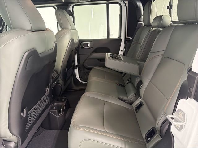 New 2026 Jeep Gladiator Mojave image 20