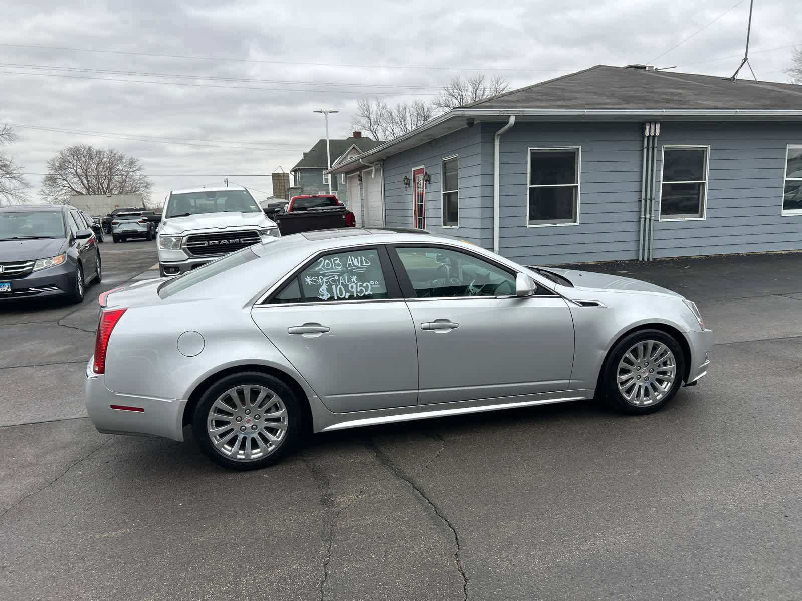 Used 2013 Cadillac CTS Premium image 4