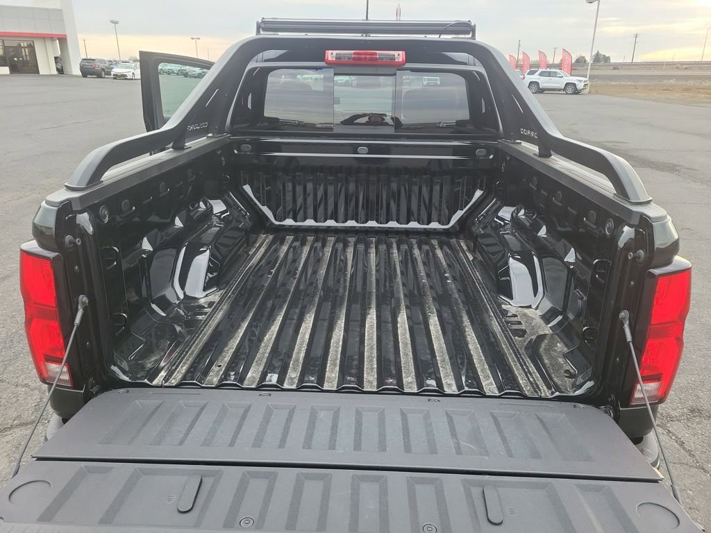 New 2025 Chevrolet Colorado Z71 w/ Midnight Edition image 30