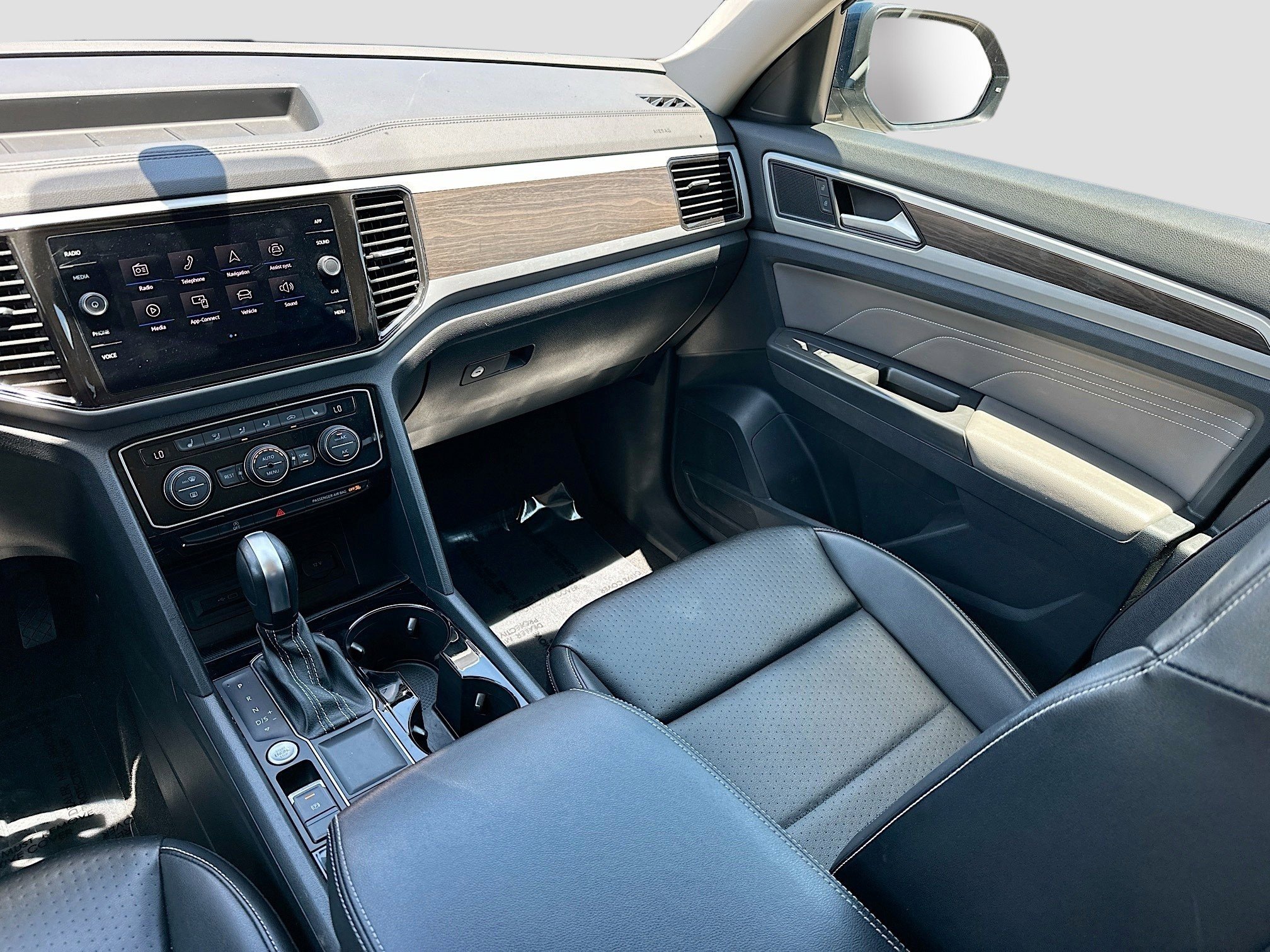 Used 2022 Volkswagen Atlas SE image 22
