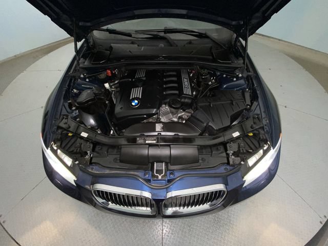 Used 2011 BMW 328i Convertible RWD image 23