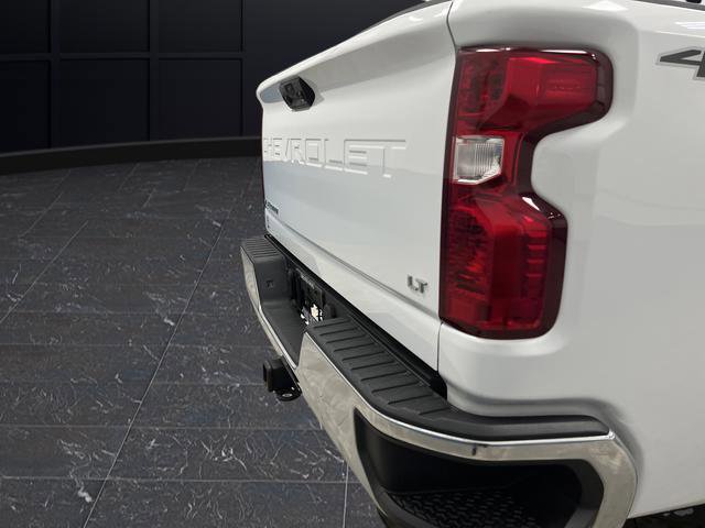 Used 2024 Chevrolet Silverado 3500 LT w/ Convenience Package image 32