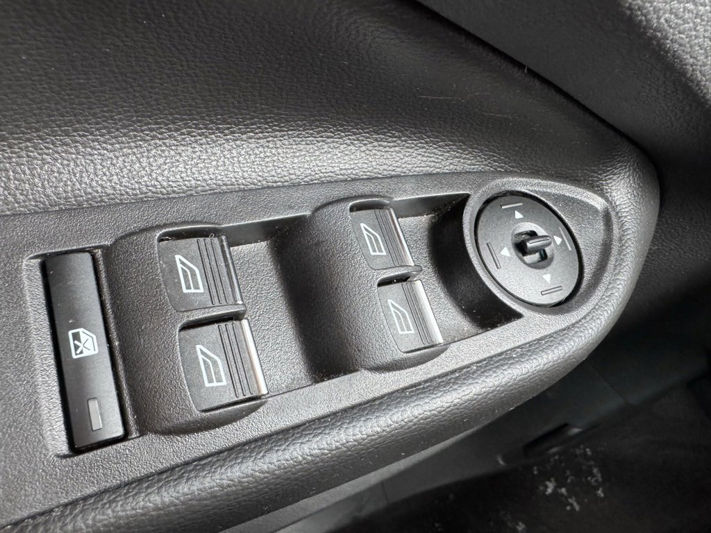 Used 2017 Ford C-MAX Energi SE w/ Equipment Group 401A image 31