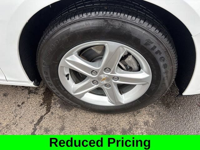 Used 2024 Chevrolet Malibu LS w/ Driver Confidence Package FWD image 39