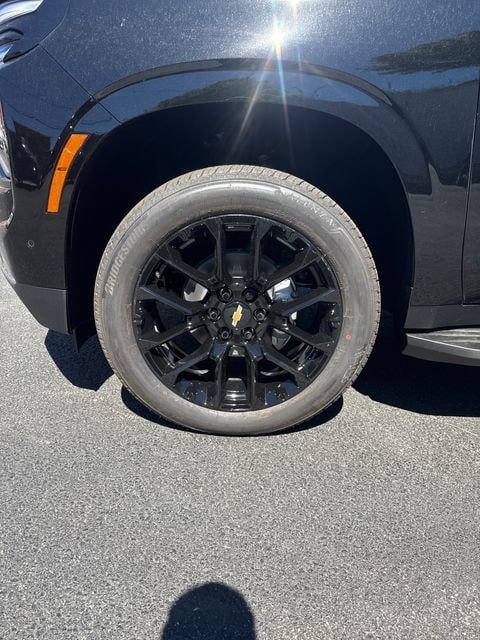New 2026 Chevrolet Tahoe High Country w/ Sun And Tow Package AWD/4WD image 9