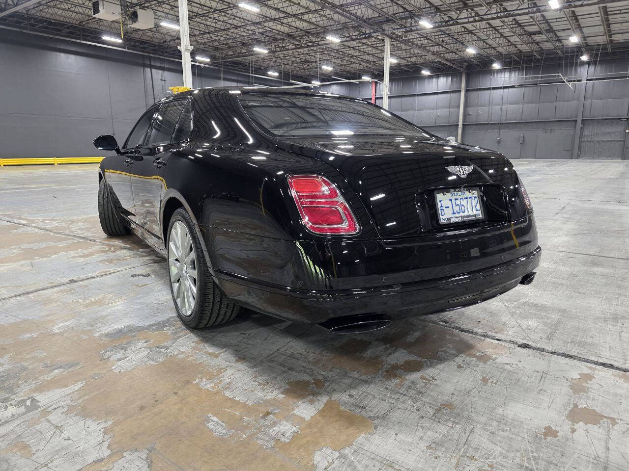 Used 2017 Bentley Mulsanne RWD image 20