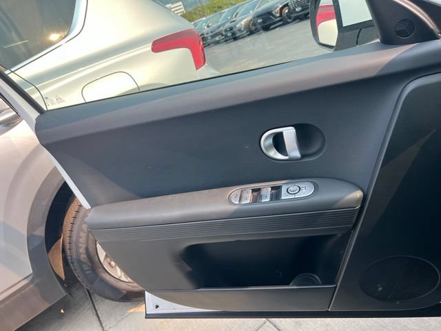 Certified 2024 Hyundai Ioniq 5 SEL RWD image 19