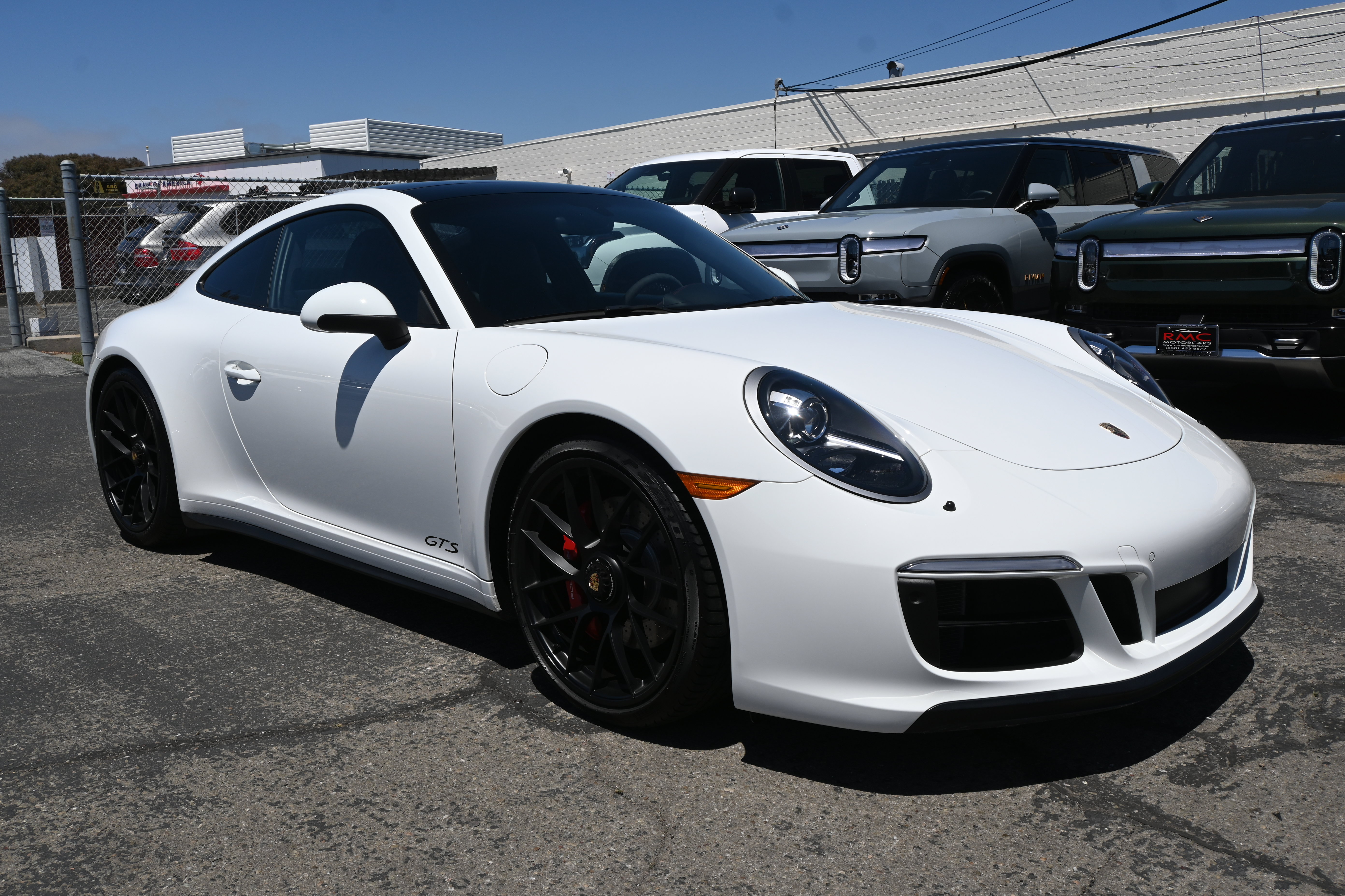 Used 2018 Porsche 911 GT3 RS image 28