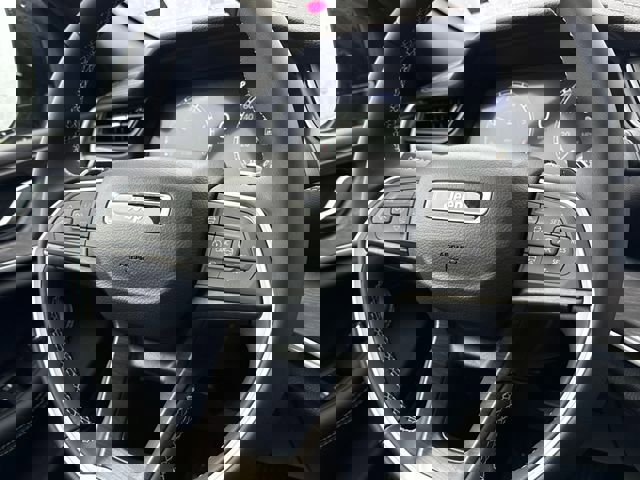 New 2026 Jeep Grand Cherokee Altitude image 16