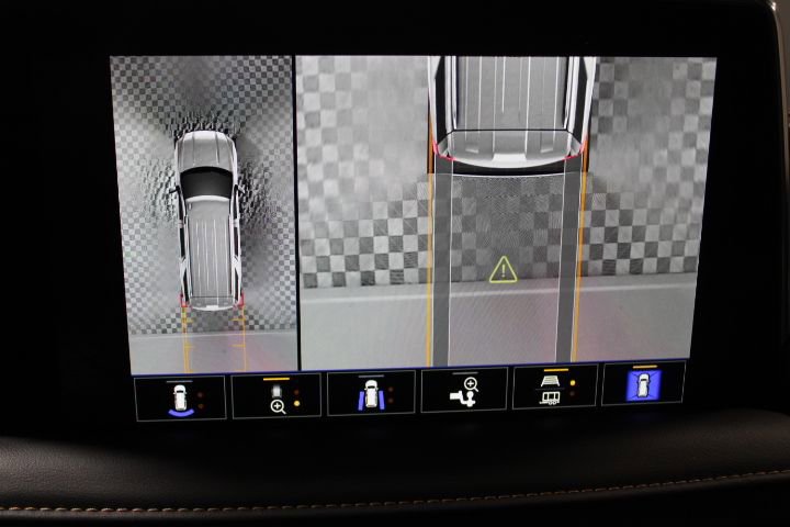 Certified 2024 GMC Yukon AT4 w/ Technology Package image 51