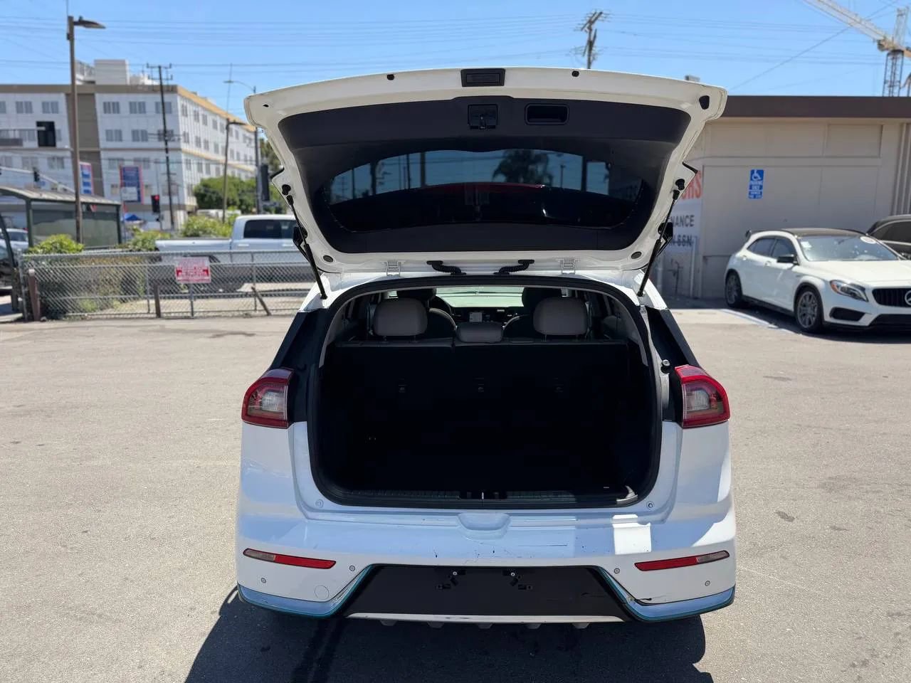 Used 2019 Kia Niro EX Premium w/ Sunroof Package FWD image 30