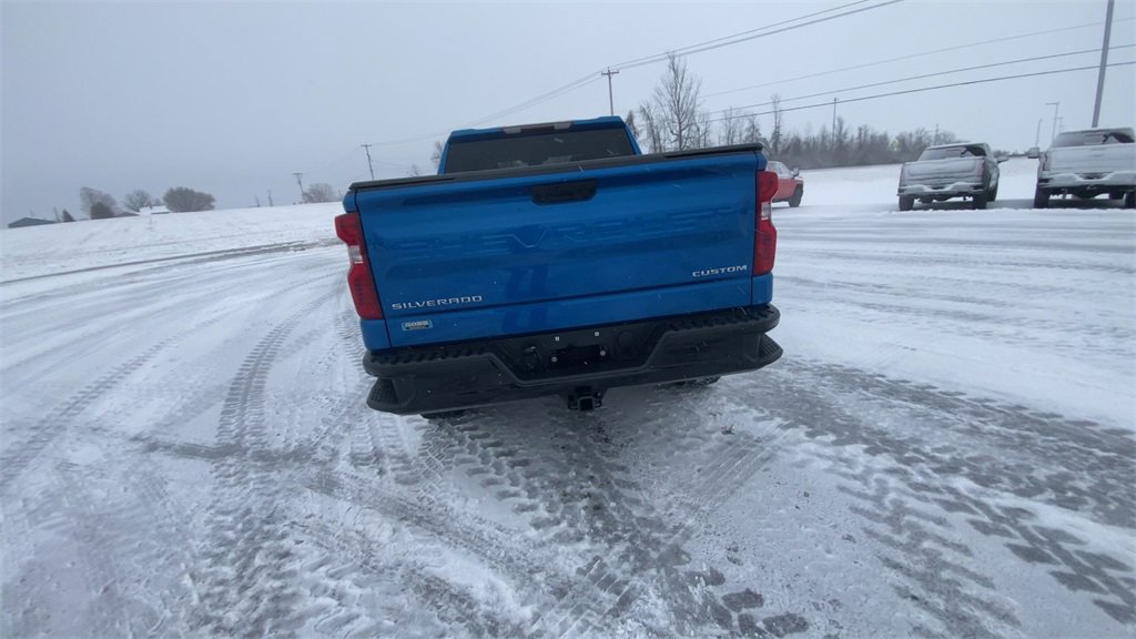 Used 2023 Chevrolet Silverado 1500 Custom Trail Boss image 7
