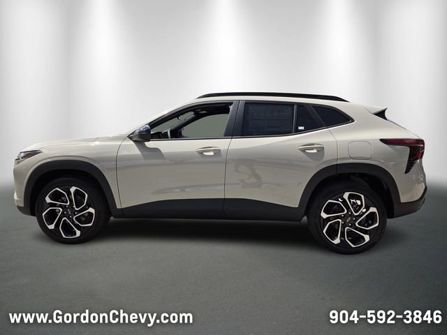 New 2026 Chevrolet Trax RS image 2