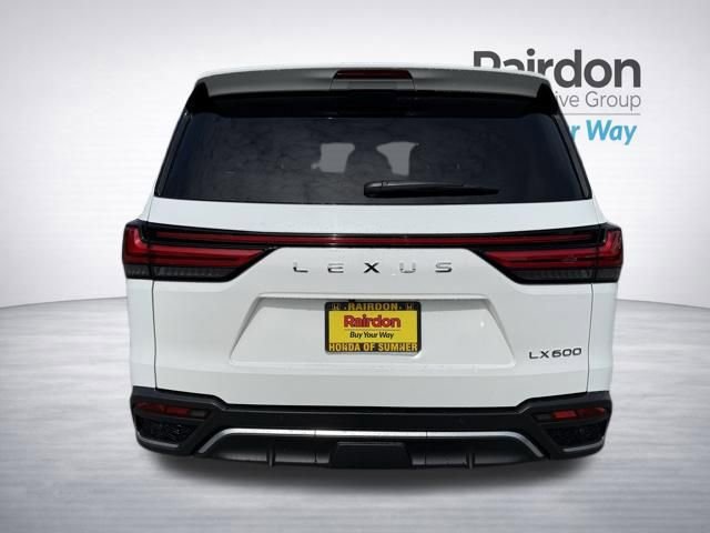 Used 2024 Lexus LX 600 F Sport image 8