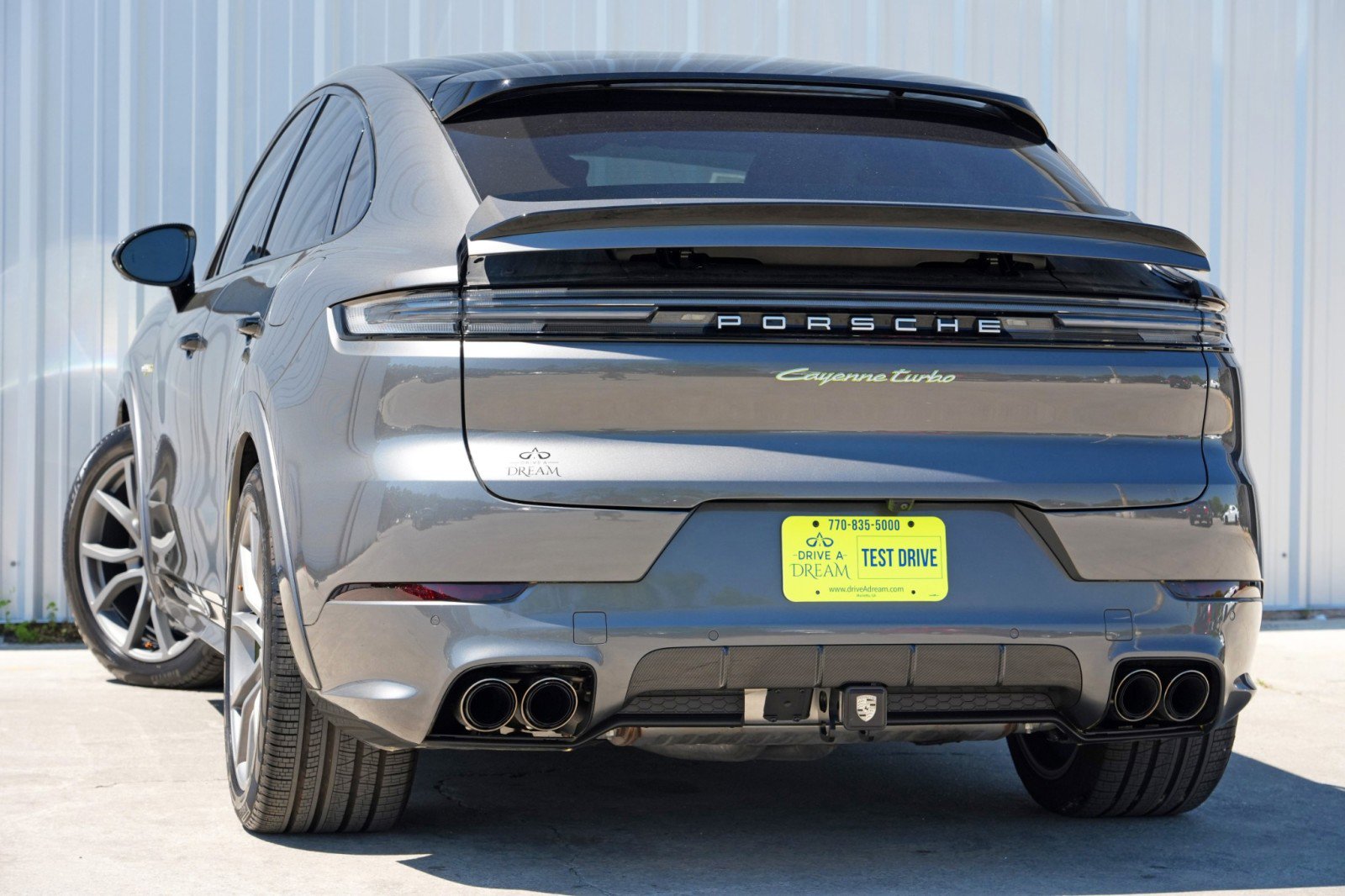 Used 2024 Porsche Cayenne Turbo AWD/4WD image 6