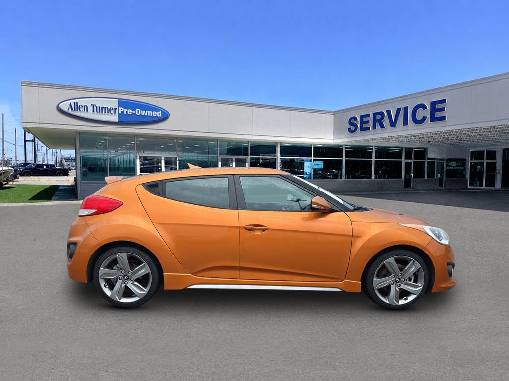 Used 2013 Hyundai Veloster Turbo FWD image 9