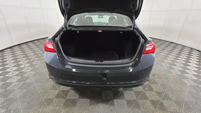 Used 2022 Chevrolet Malibu LS FWD image 27