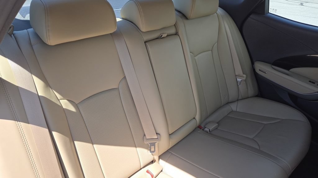 Used 2014 Hyundai Azera Limited FWD image 14