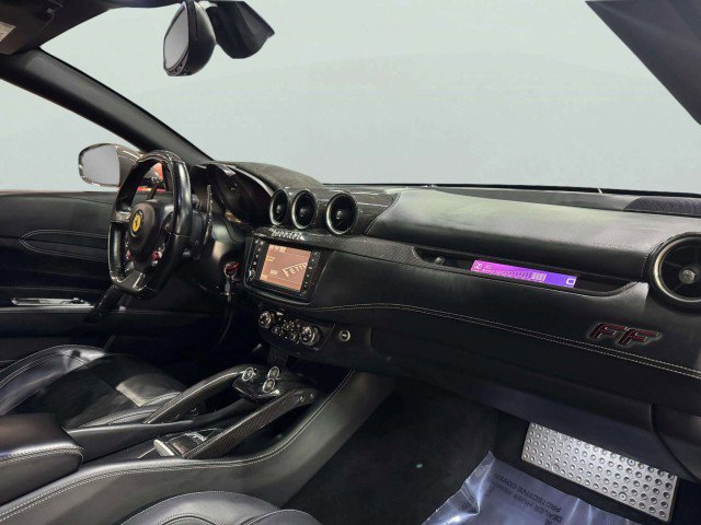Used 2014 Ferrari FF image 37