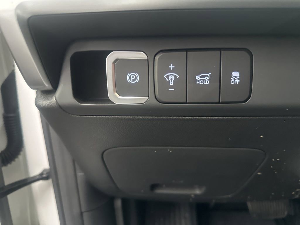 Certified 2026 Hyundai Santa Fe SE image 31