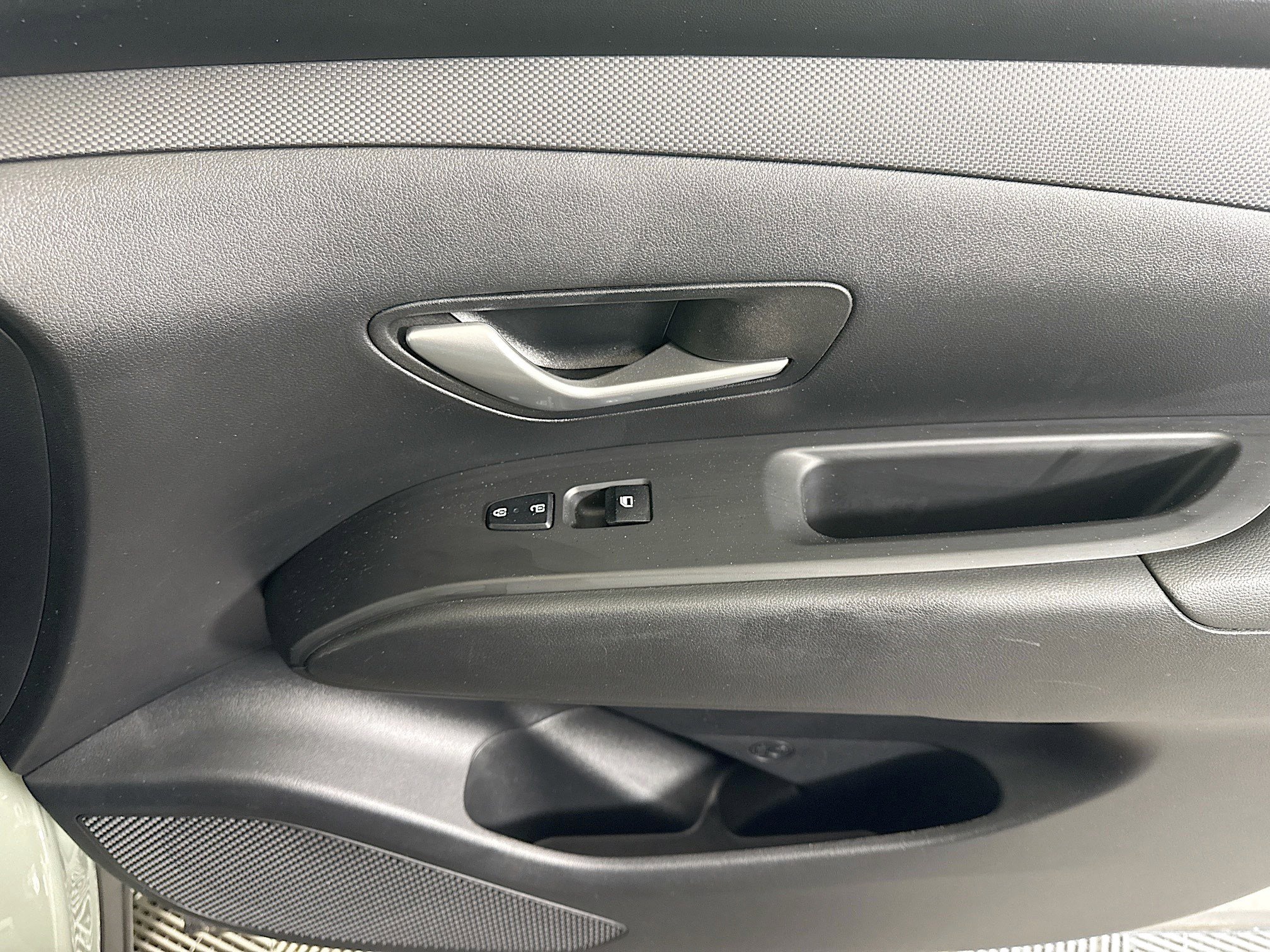 Used 2023 Hyundai Santa Cruz SE image 30