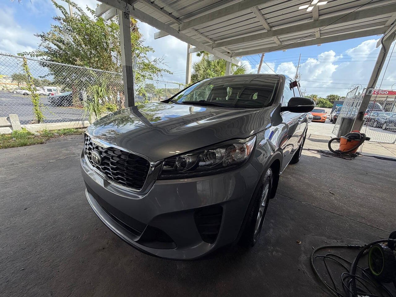 Used 2020 Kia Sorento LX AWD/4WD image 5