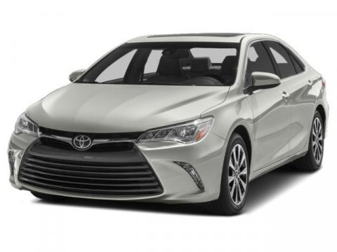 Used 2015 Toyota Camry image 1