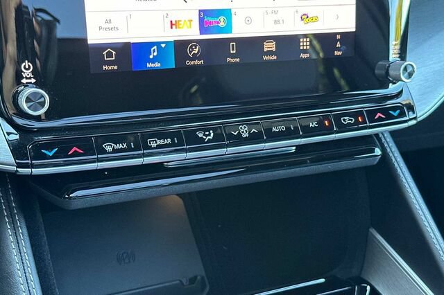 New 2025 Jeep Wagoneer Series II w/ Convenience Group I AWD/4WD image 18