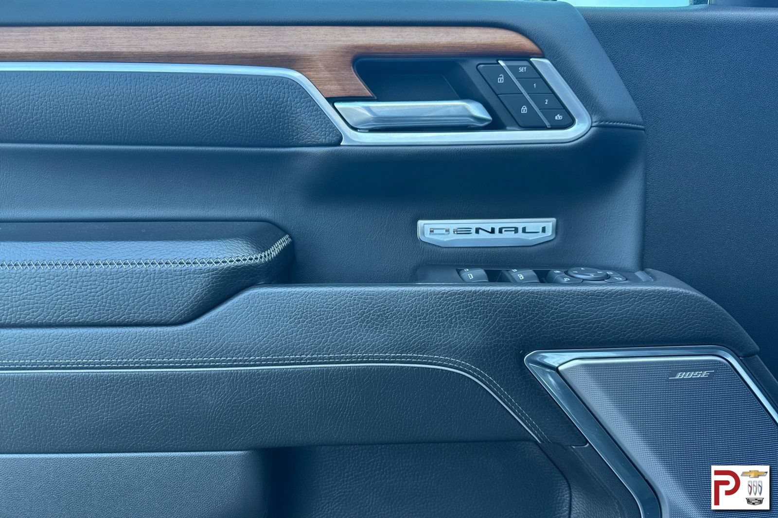 Certified 2022 GMC Sierra 1500 Denali AWD/4WD image 11