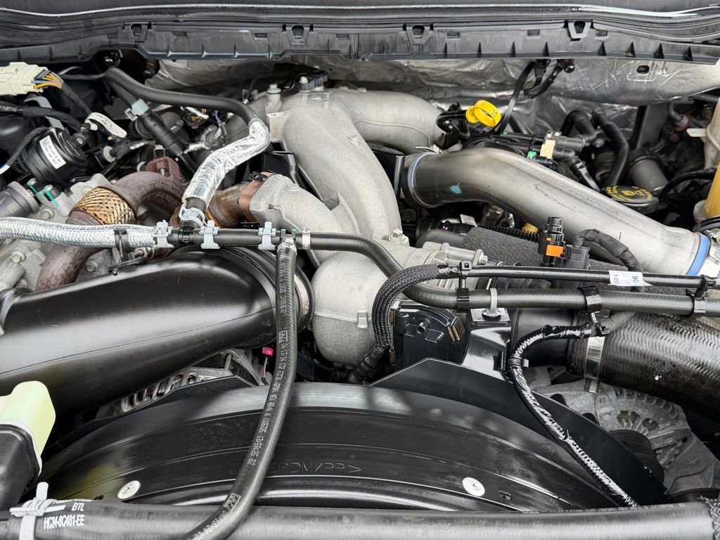 Used 2024 Ford F350 XLT image 7