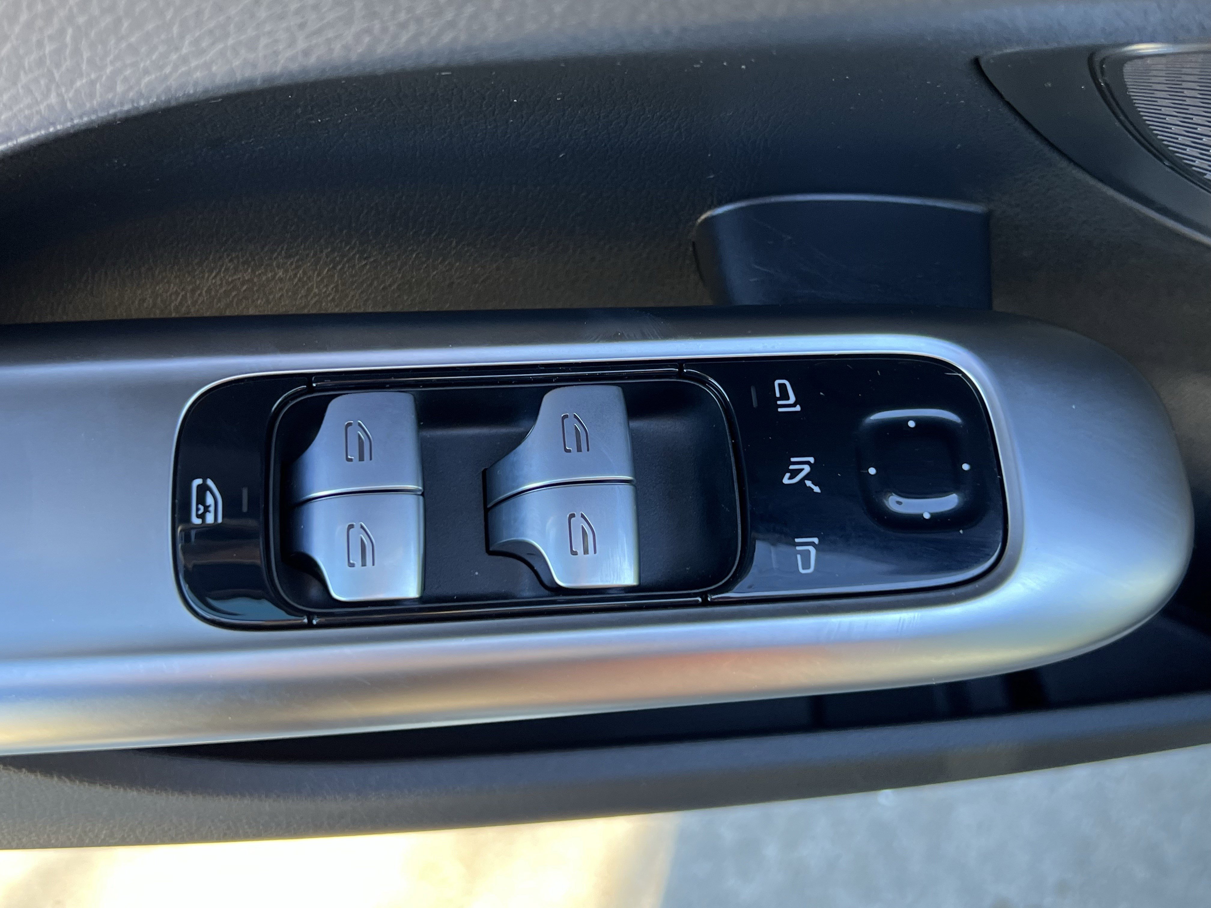 Certified 2025 Mercedes-Benz C 300 Sedan image 15