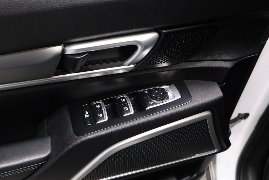 Used 2020 Kia Telluride LX image 23