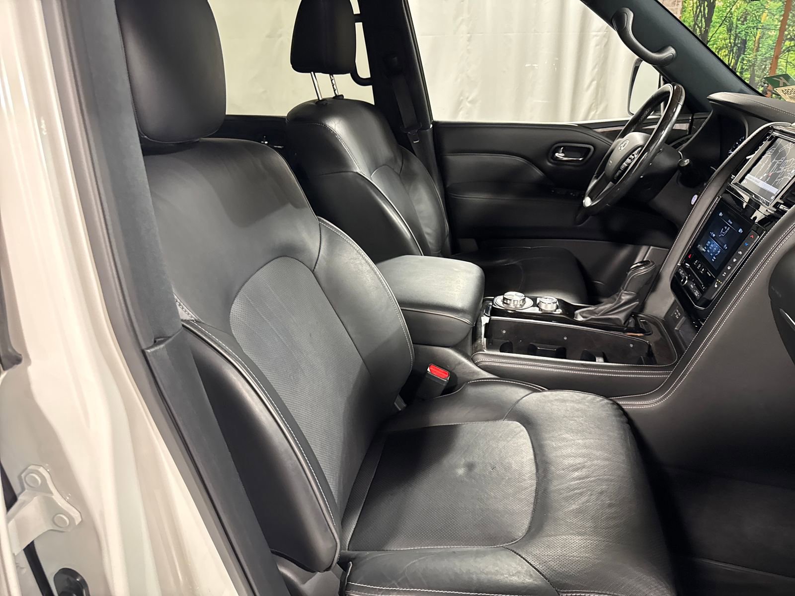 Used 2020 INFINITI QX80 Luxe w/ Edition 30 Package AWD/4WD image 31