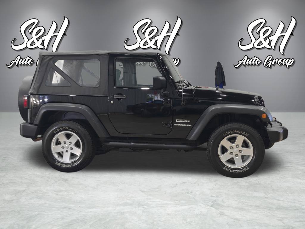 Used 2010 Jeep Wrangler Sport AWD/4WD image 16