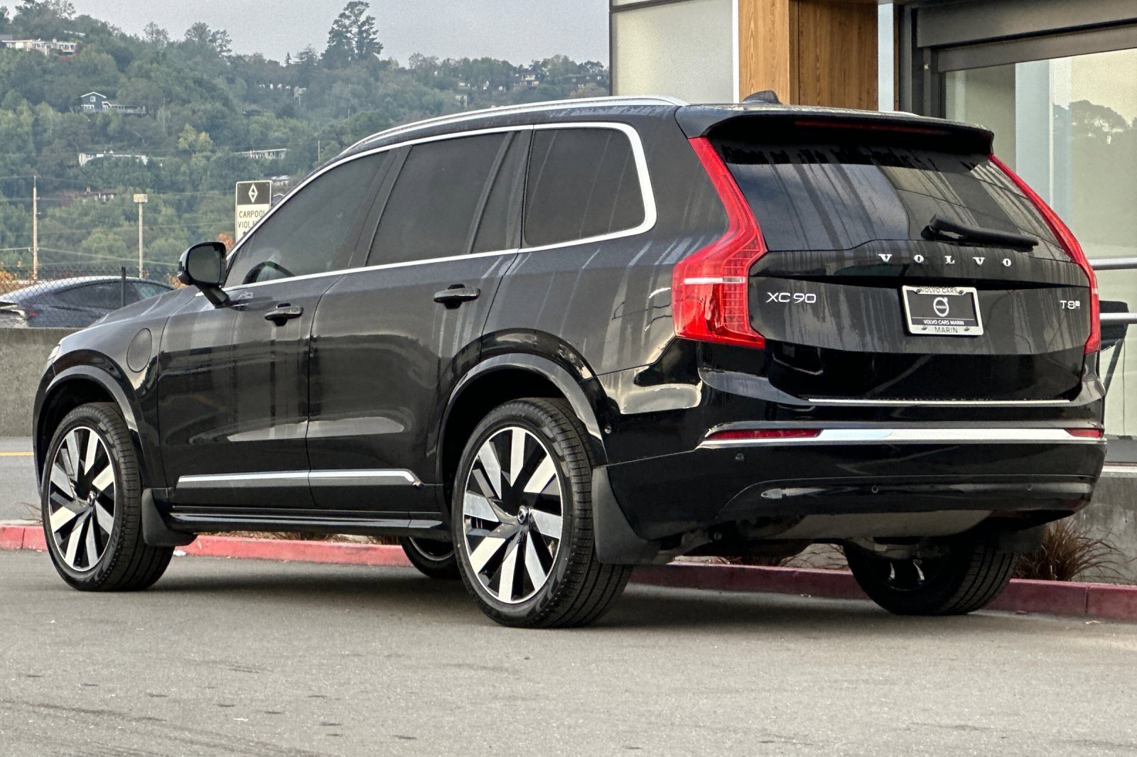 Certified 2025 Volvo XC90 T8 Ultra image 7