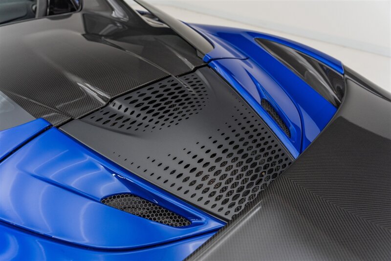 Used 2024 McLaren 750S Spider RWD image 70