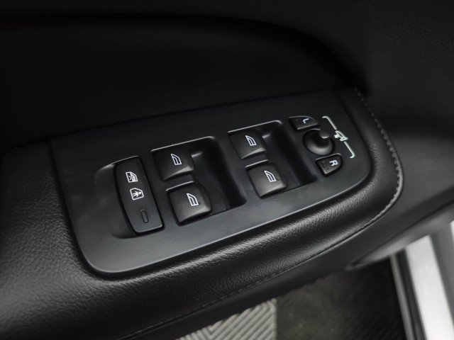 Used 2022 Volvo S60 B5 Inscription FWD image 29