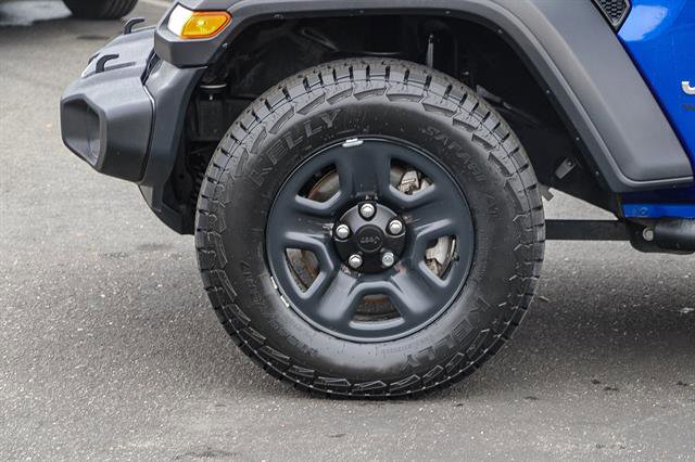 Used 2018 Jeep Wrangler Unlimited Sport image 9