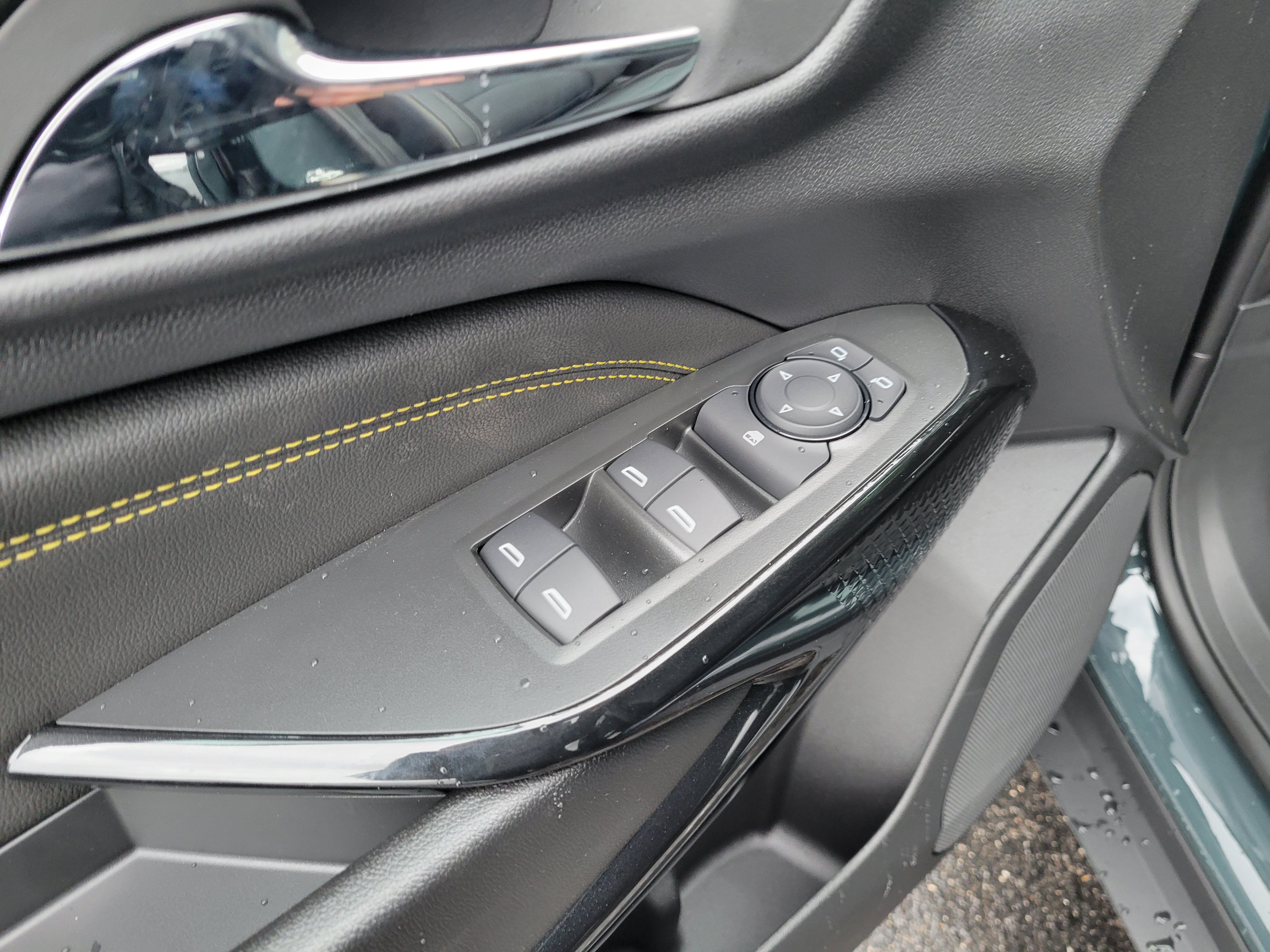 New 2026 Chevrolet Trax LT w/ Driver Confidence Package FWD image 23