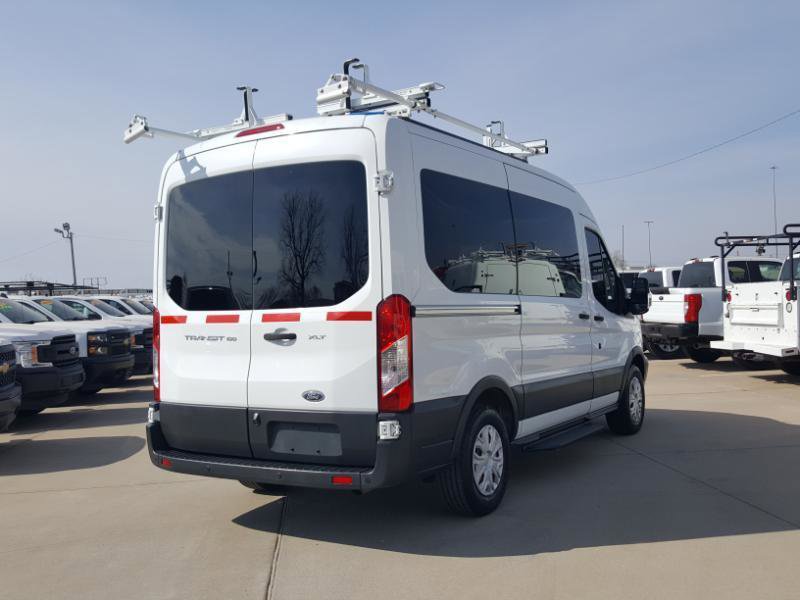 Used 2017 Ford Transit 150 XLT RWD image 7