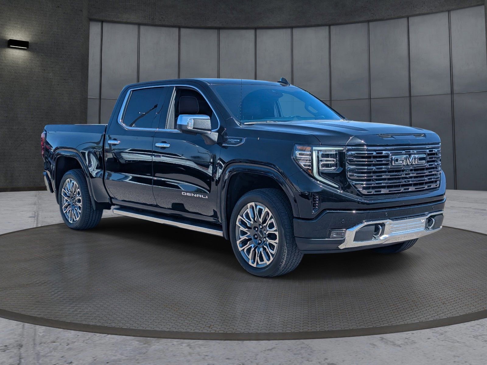 Used 2025 GMC Sierra 1500 Denali Ultimate AWD/4WD image 8