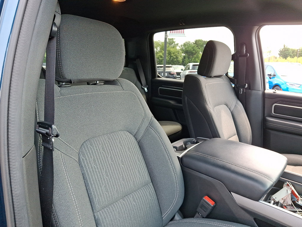 Used 2023 RAM 1500 Big Horn AWD/4WD image 13