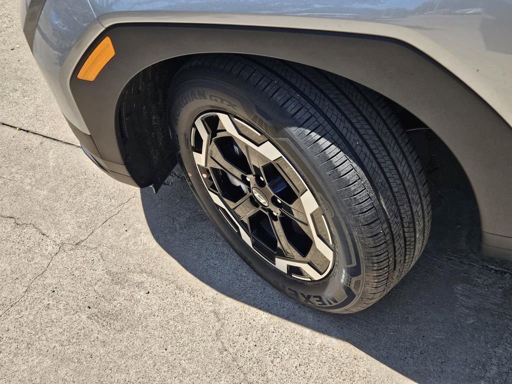 New 2026 Hyundai Santa Fe SEL FWD image 8