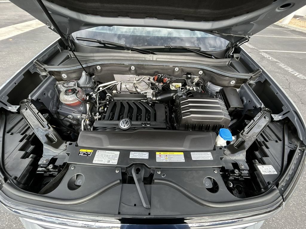 Used 2022 Volkswagen Atlas Cross Sport SEL R-Line image 26