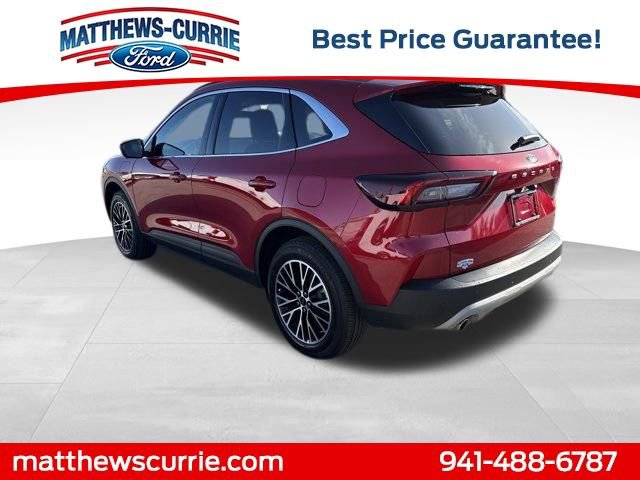 Certified 2025 Ford Escape SE w/ PHEV Premium Package image 6