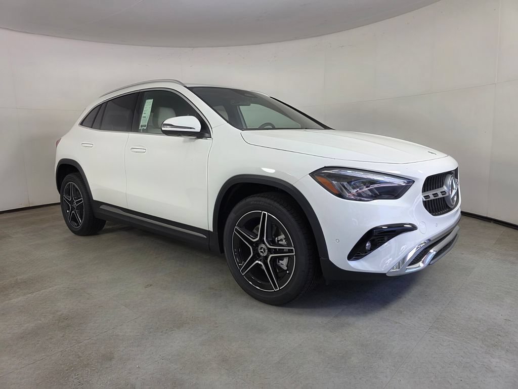 New 2026 Mercedes-Benz GLA 250 4MATIC image 1