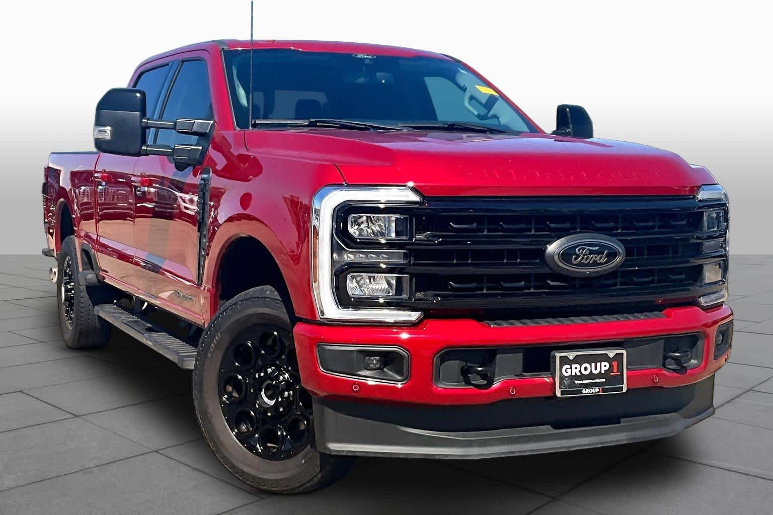 Used 2024 Ford F250 Lariat w/ Lariat Ultimate Package AWD/4WD image 3