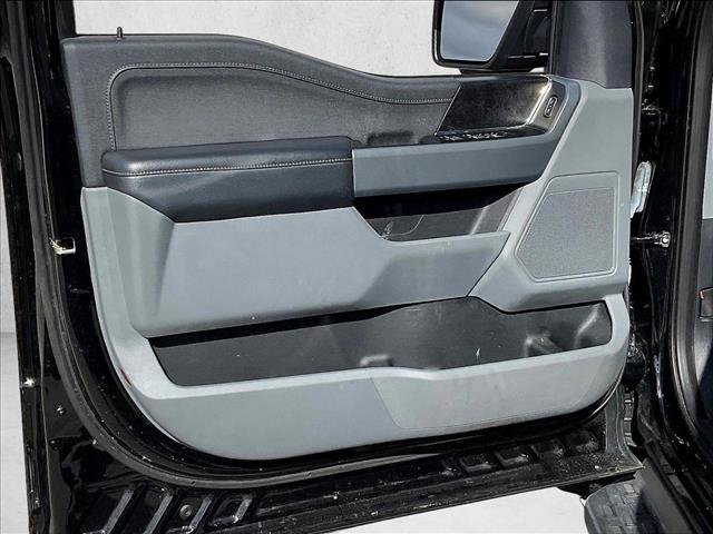Used 2023 Ford F150 Lightning XLT AWD/4WD image 15